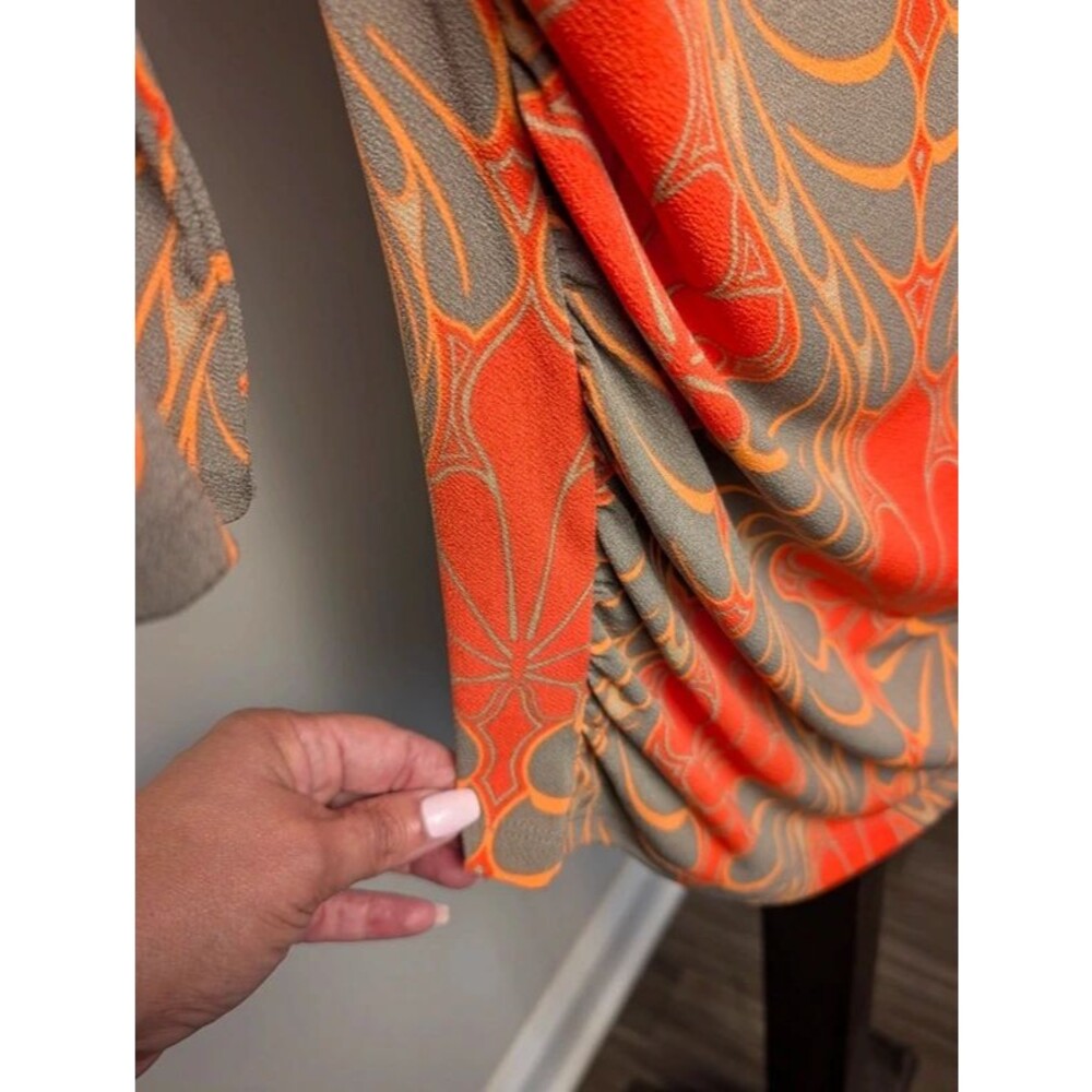 Ann Taylor NWT Abstract Floral Surplice Blouse M - Picture 7 of 8